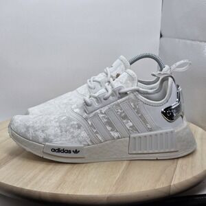 Women's Size 7 - Adidas Women's NMD R1 Originals White/Silver/Metallic |GW5681|